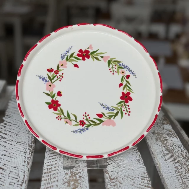 Oh la la la… einen blumigen Gruß aus der Malbucht mit diesem wunderschönen Kundenkunstwerk. #diemalbucht #keramik #keramikbemalen #keramikselberbemalen #selbermachen #kreativsein #hamburghamm #geschenk #farbenfroh #ahoi #freizeit #hamburg #familie #kinder #gegenlangeweile #lebensfreude #tischkultur #inspiration #zuhausemalen #kreativ