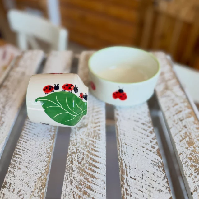 Sind die nicht süß? Das ist so ein süßes Ensemble. Lieben wir sehr! #diemalbucht #keramikbemalen #hamburg #geschenkidee #gemeinsamezeit
